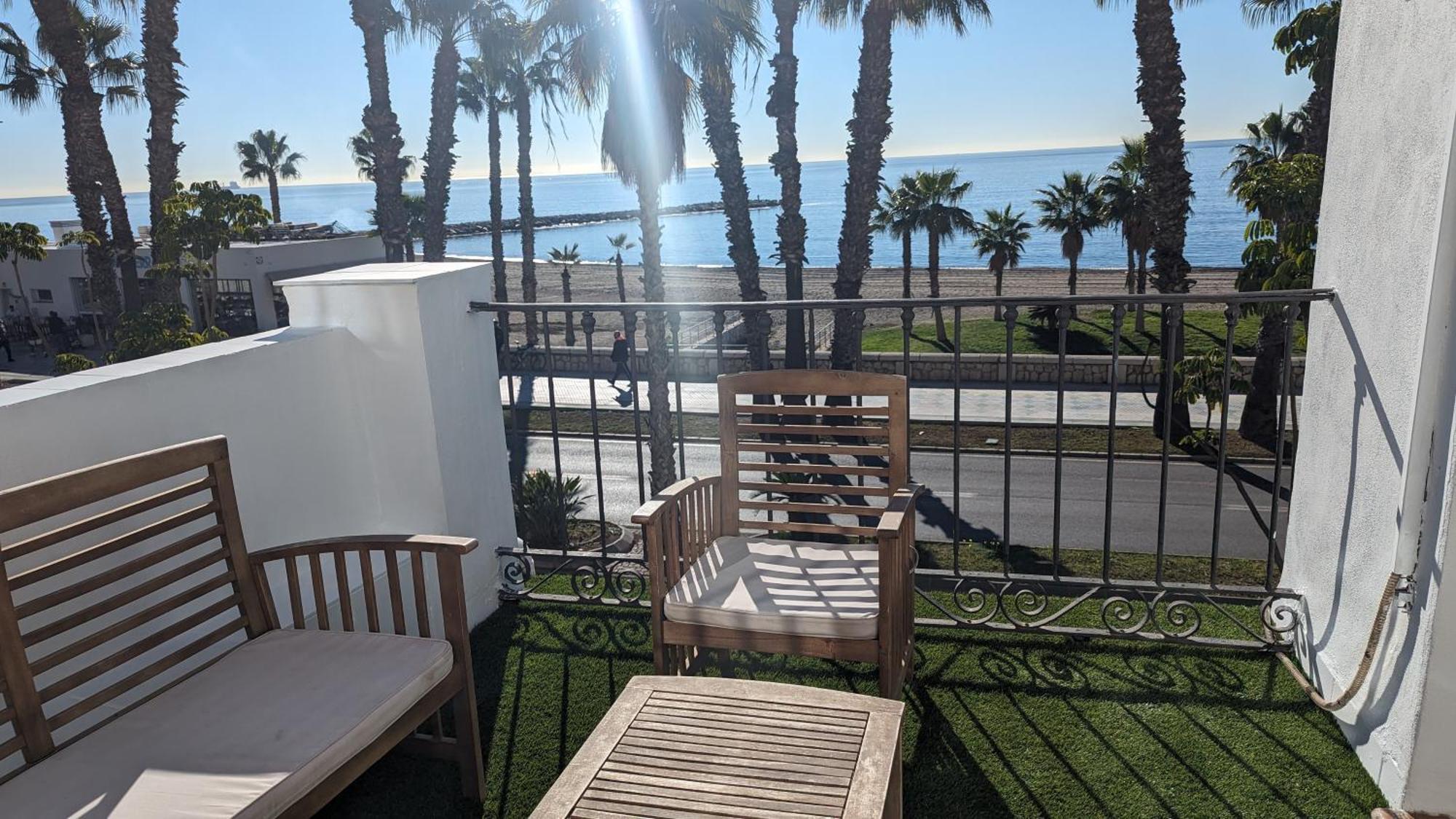 Apartamento Con Encanto En Primera Linea De Playa 马拉加 外观 照片