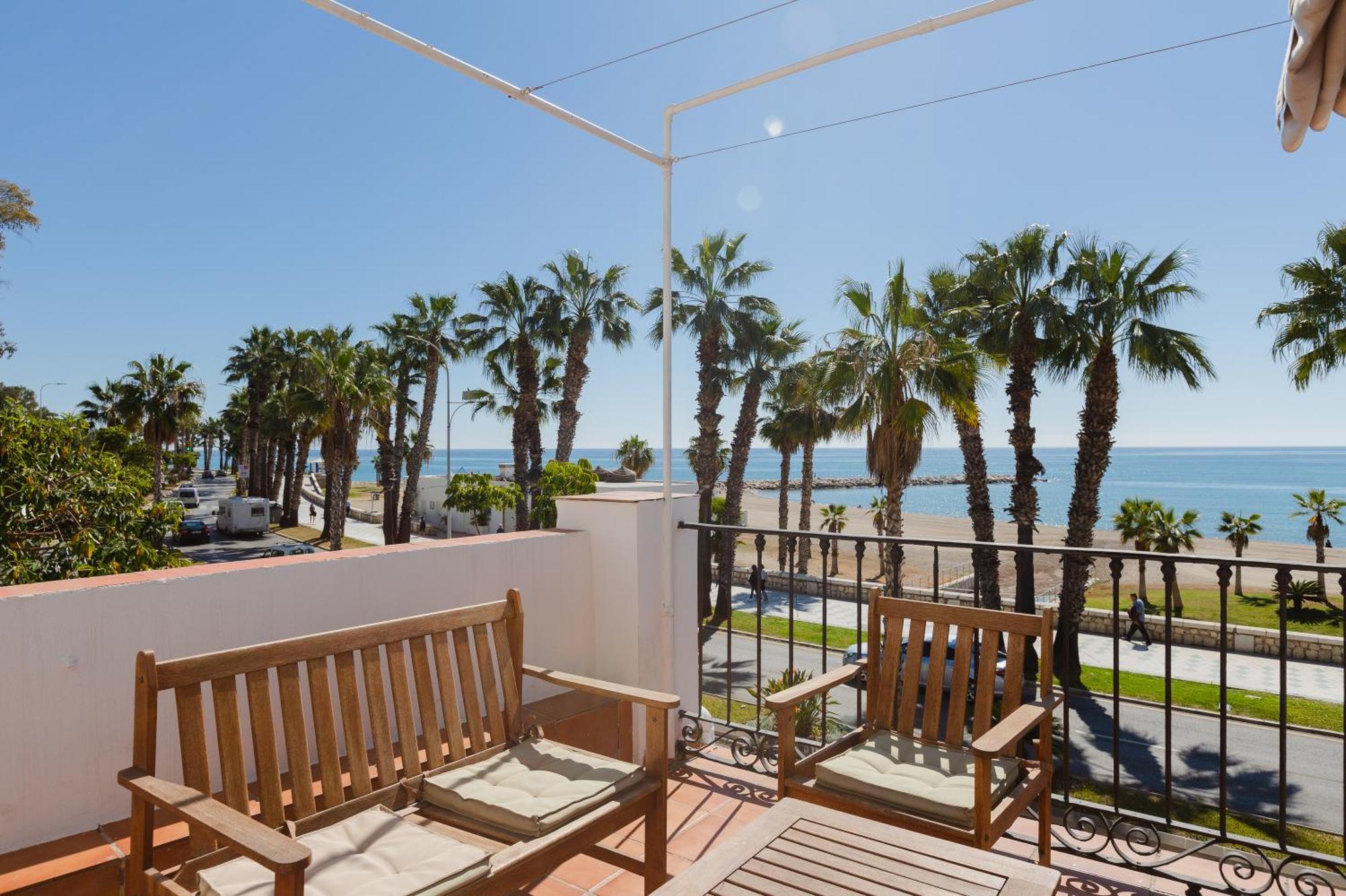 Apartamento Con Encanto En Primera Linea De Playa 马拉加 外观 照片