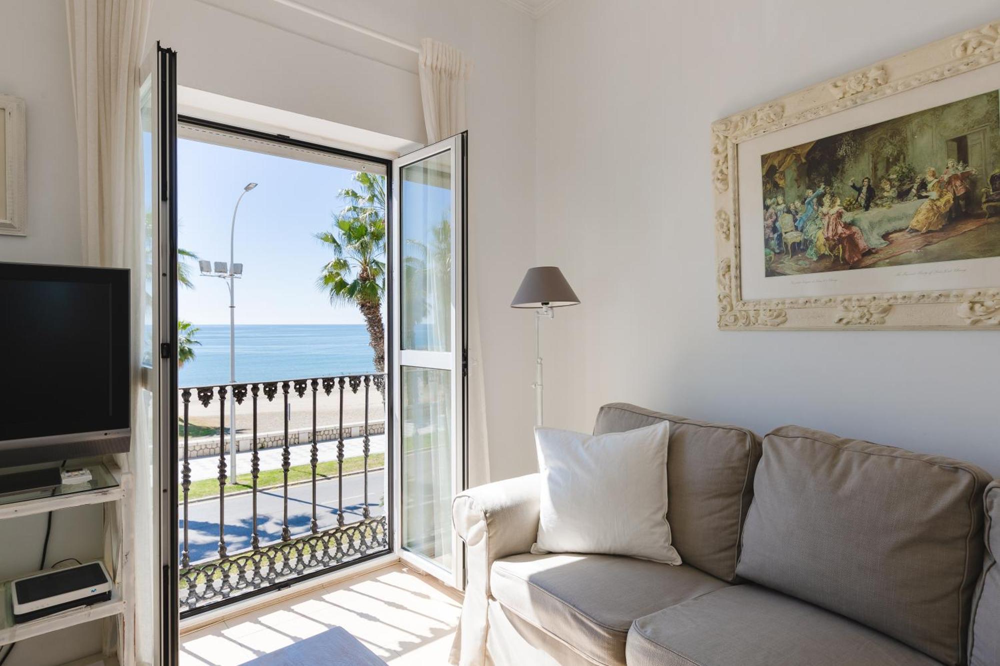 Apartamento Con Encanto En Primera Linea De Playa 马拉加 外观 照片